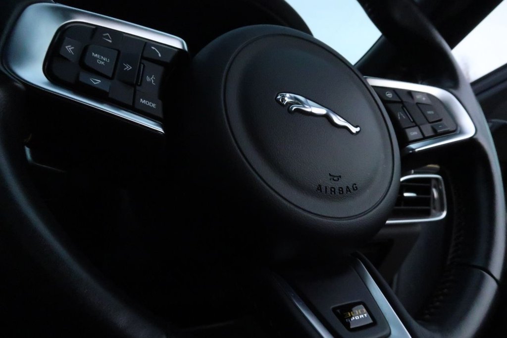 Used Jaguar F-Pace 2020 for sale - 77133735: Photo 17