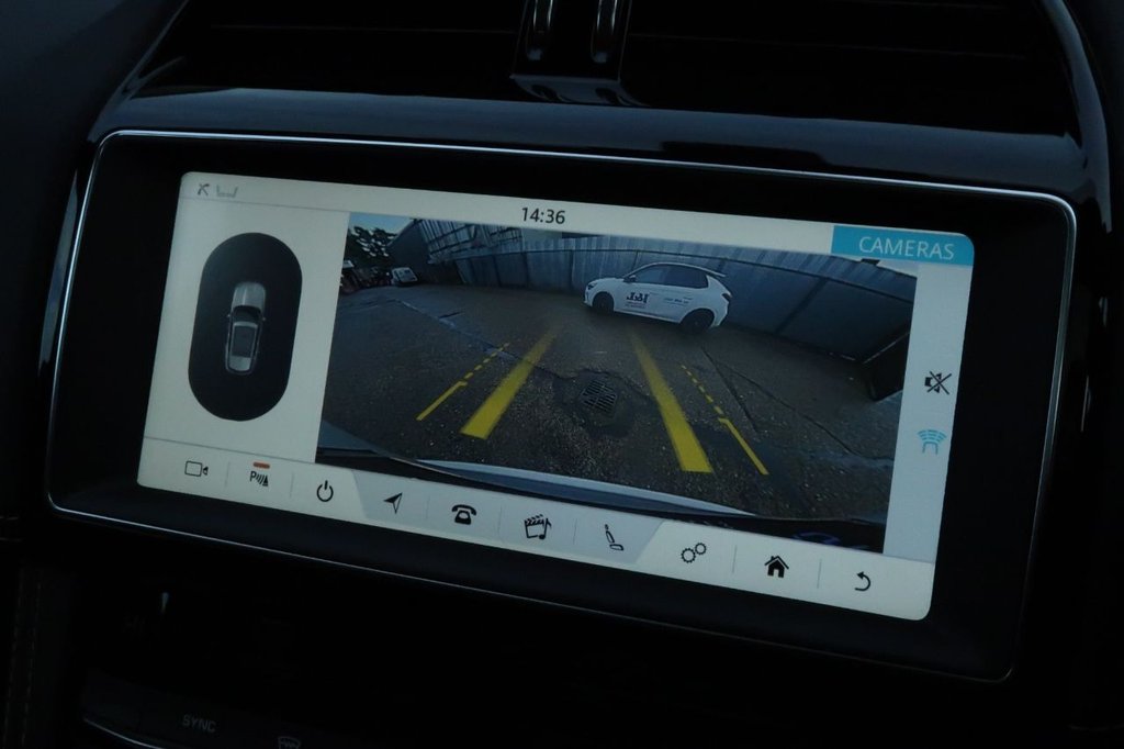 Used Jaguar F-Pace 2020 for sale - 77133735: Photo 33