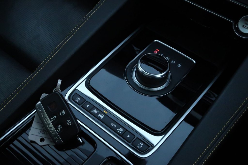 Used Jaguar F-Pace 2020 for sale - 77133735: Photo 35