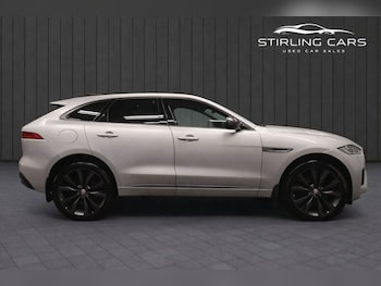 Used Jaguar F-Pace 2020 for sale - 77133735: Photo