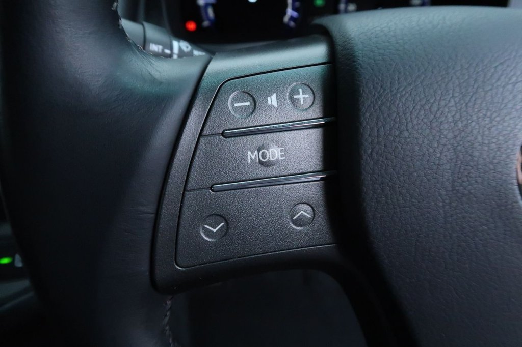 Used Lexus IS 2017 for sale - 77187929: Photo 16