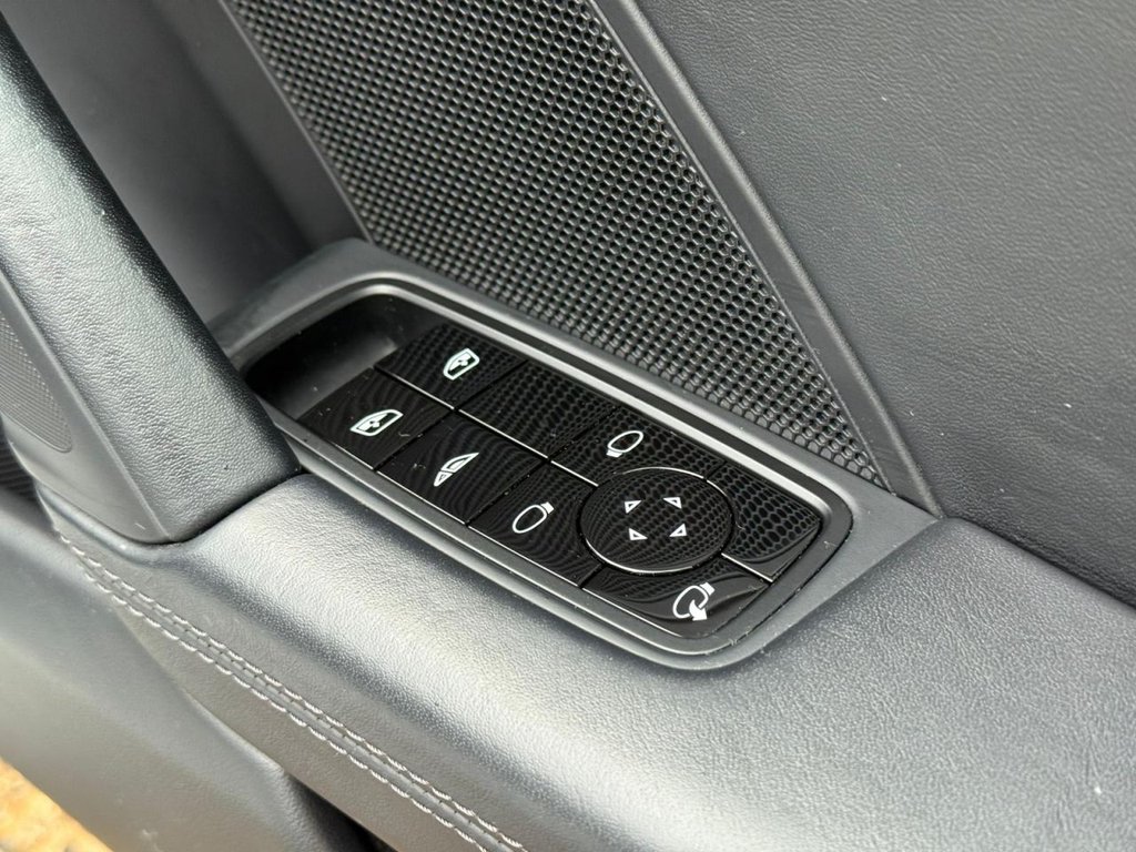 Used Porsche 911 2019 for sale - 76686445: Photo 28