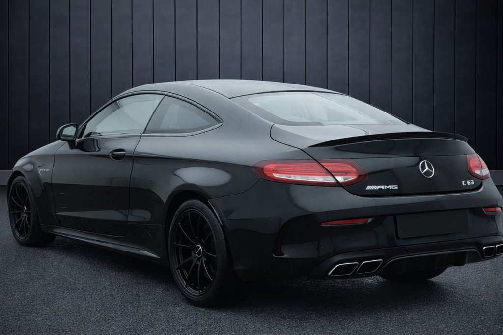 Used Mercedes-Benz C Class 2016 for sale - 77372916: Photo 2