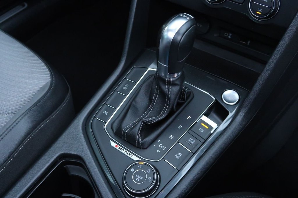 Used Volkswagen Tiguan 2018 for sale - 77609164: Photo 32