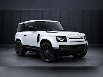 Used Land Rover Defender 2021 for sale - 77850396: Photo