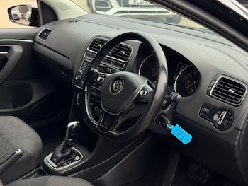 Used Volkswagen Polo 2017 for sale - 79551181: Photo