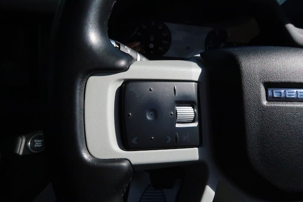 Used Land Rover Defender 2020 for sale - 75651632: Photo 15