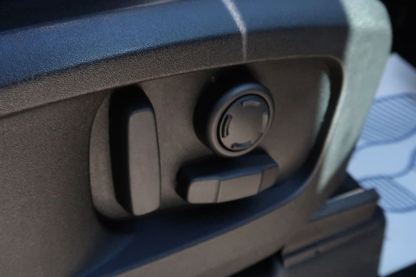 Used Land Rover Defender 2020 for sale - 75651632: Photo 24