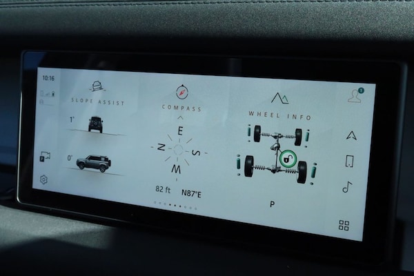 Used Land Rover Defender 2020 for sale - 75651632: Photo 31