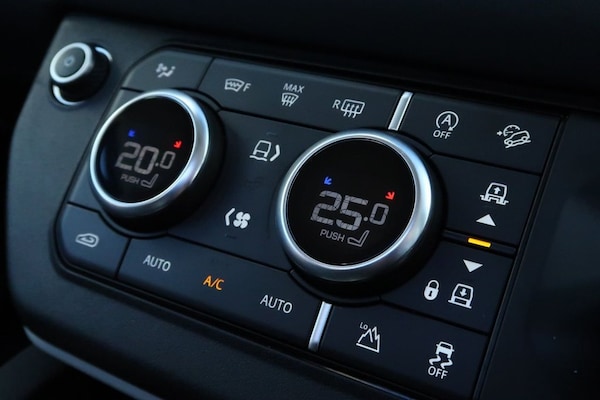 Used Land Rover Defender 2020 for sale - 75651632: Photo 37