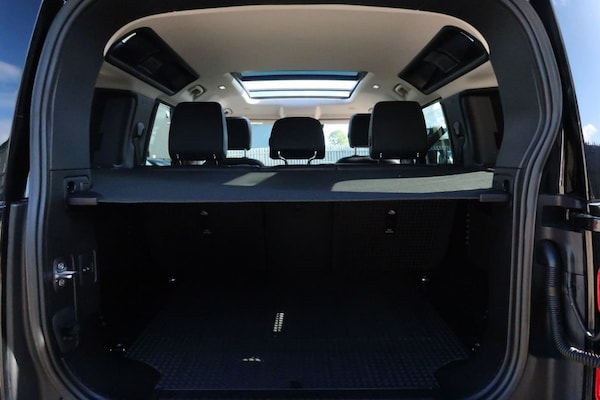 Used Land Rover Defender 2020 for sale - 75651632: Photo 41