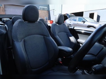 Used MINI Convertible 2016 for sale - 78557342: Photo