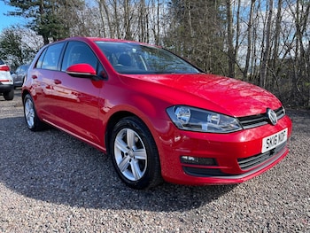Used Volkswagen Golf 2016 for sale - 78088732: Photo
