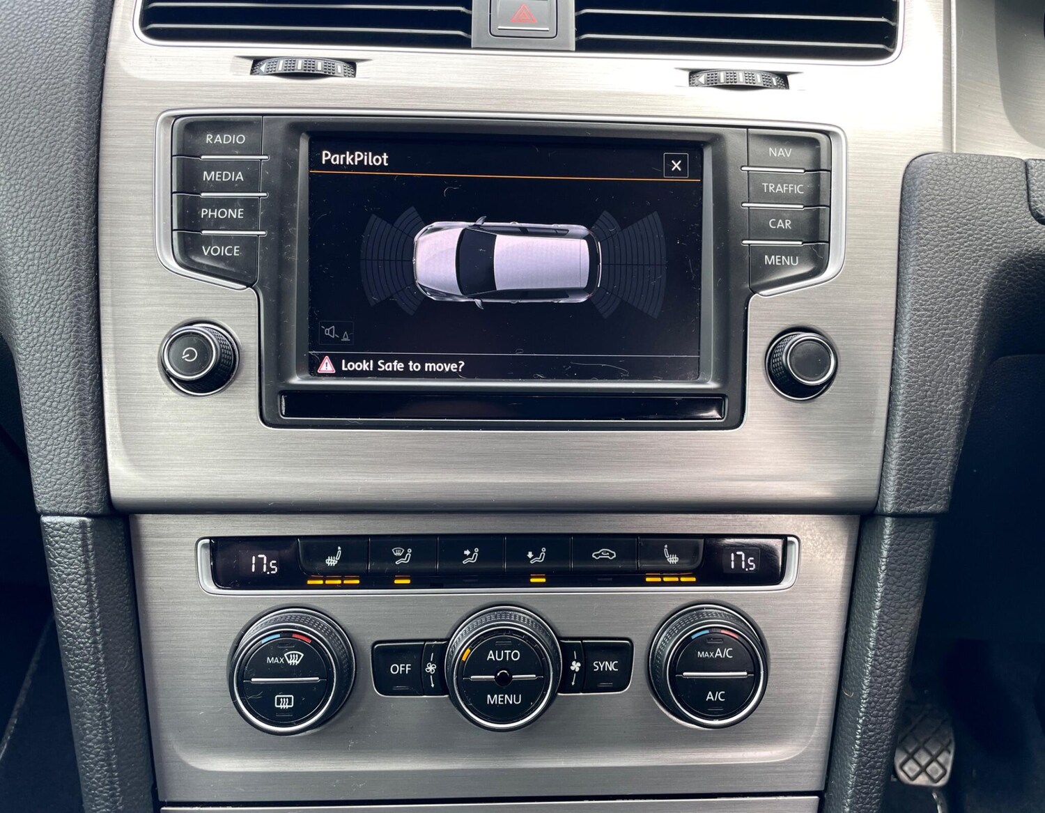 Used Volkswagen Golf 2016 for sale - 78088732: Photo 20