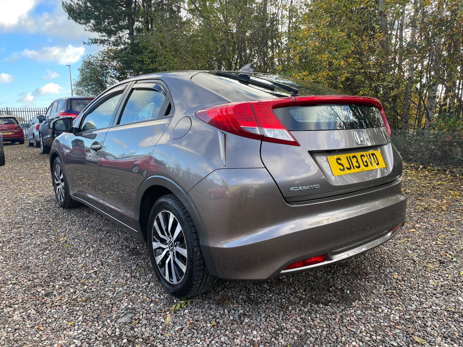 Used Honda Civic 2013 for sale - 76350698: Photo 4
