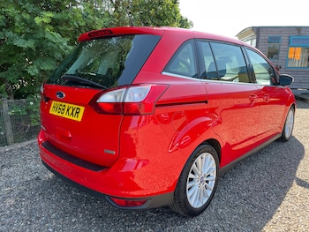 Used Ford Grand C-Max 2018 for sale - 79160112: Photo
