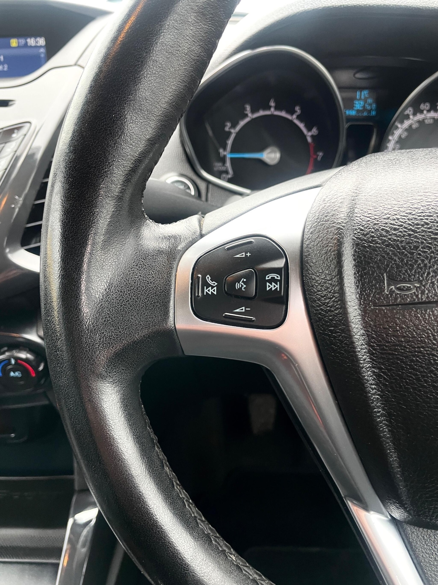 Used Ford Ecosport 2017 for sale - 77927552: Photo 17