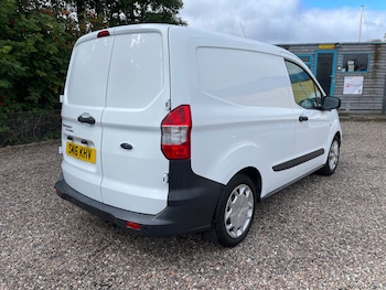 Used Ford Transit Courier 2016 for sale - 79442689: Photo