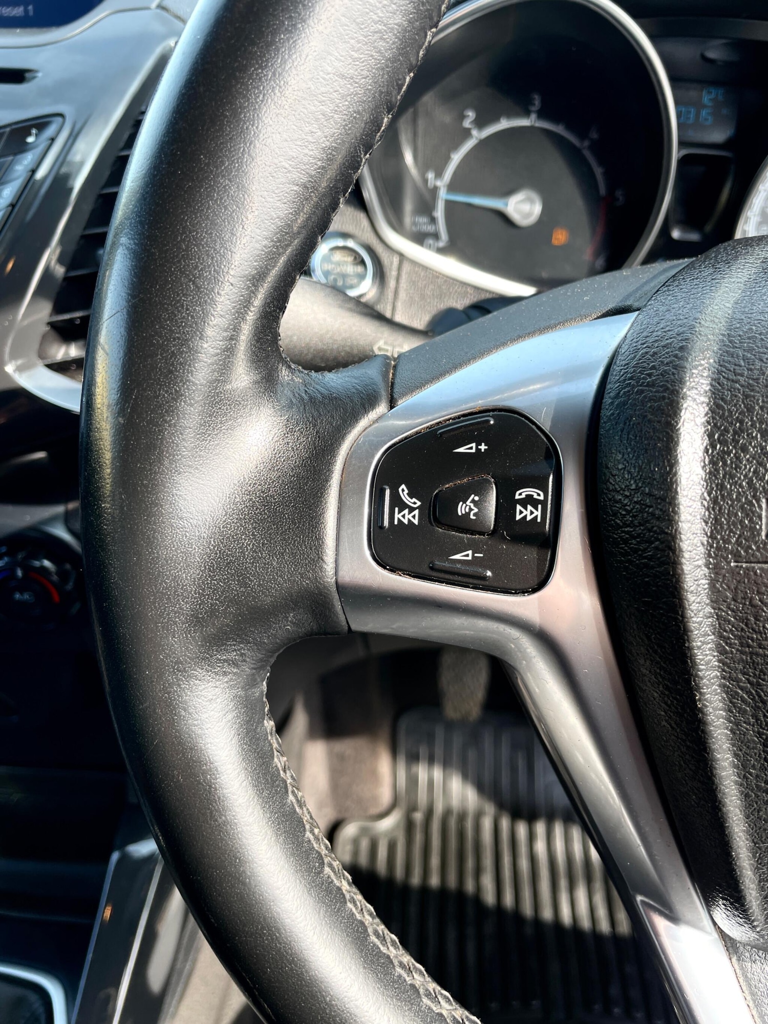 Used Ford Ecosport 2017 for sale - 77983052: Photo 17