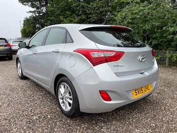 Used Hyundai i30 2015 for sale - 79427512: Photo
