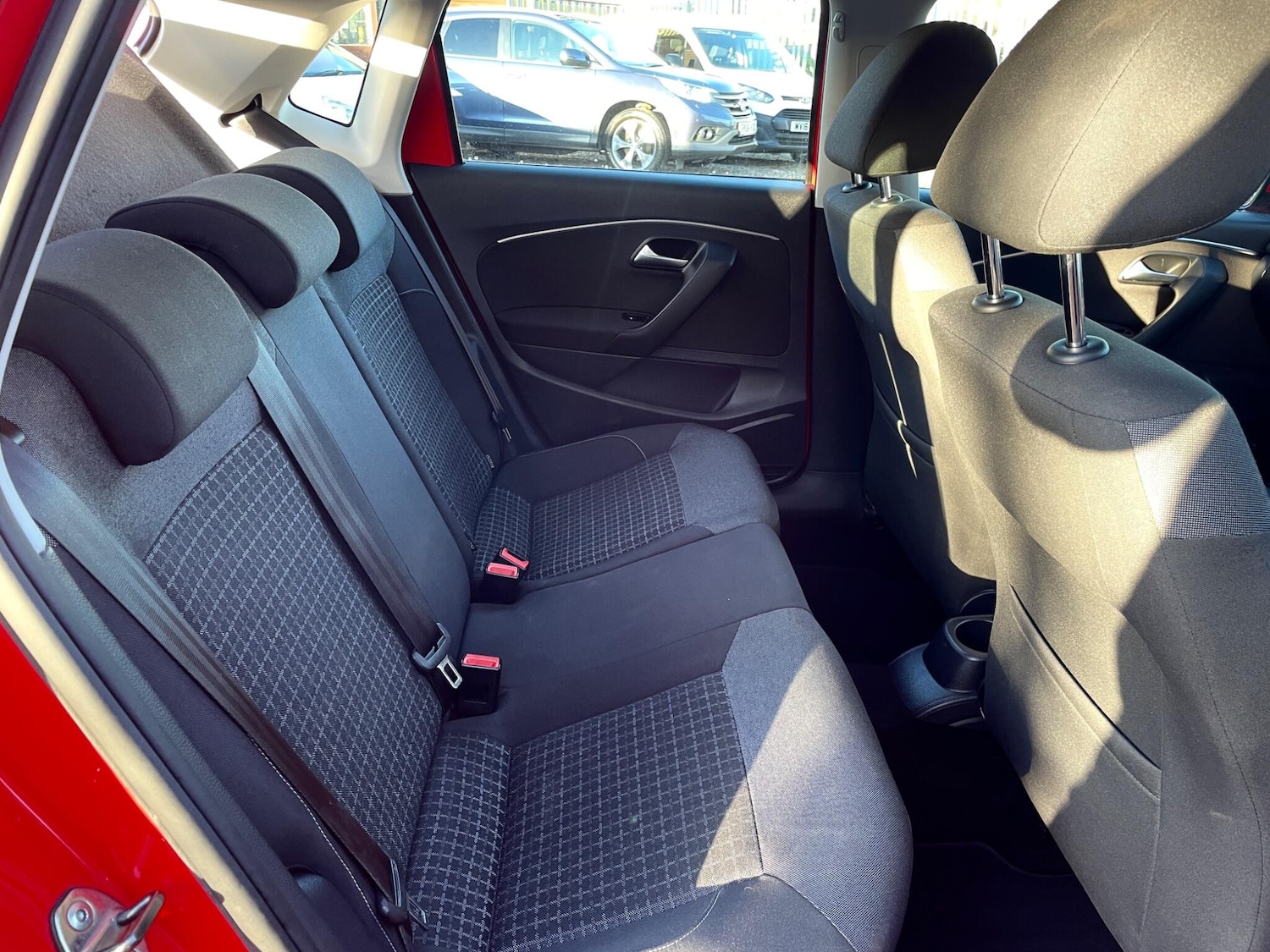 Used Volkswagen Polo 2015 for sale - 77218925: Photo 14