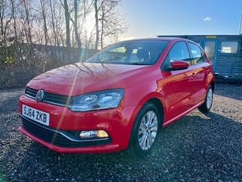 Used Volkswagen Polo 2015 for sale - 77218925: Photo