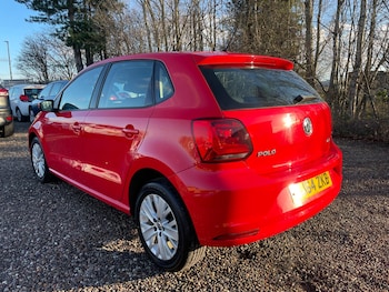 Used Volkswagen Polo 2015 for sale - 77218925: Photo