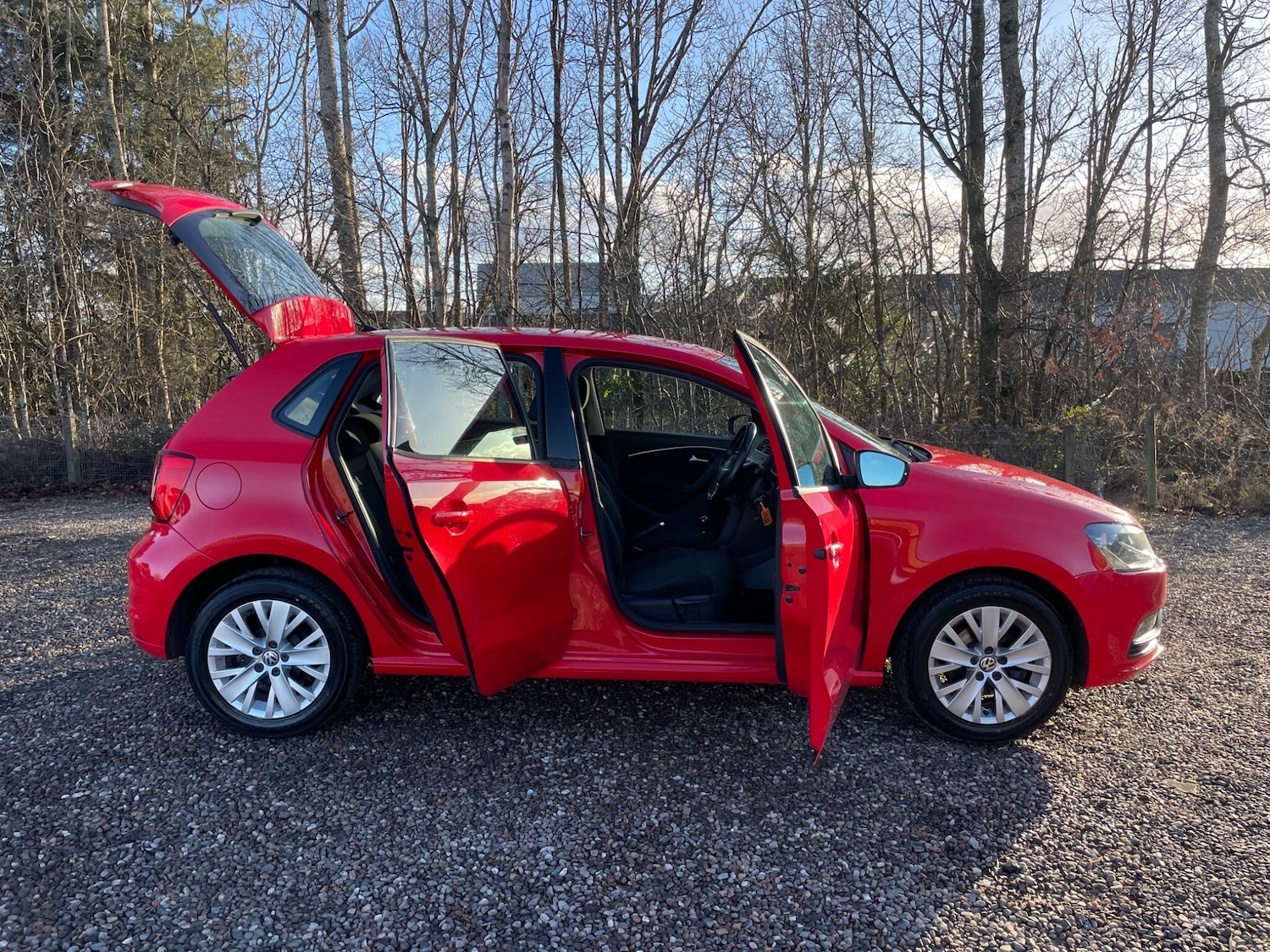 Used Volkswagen Polo 2015 for sale - 77218925: Photo 9