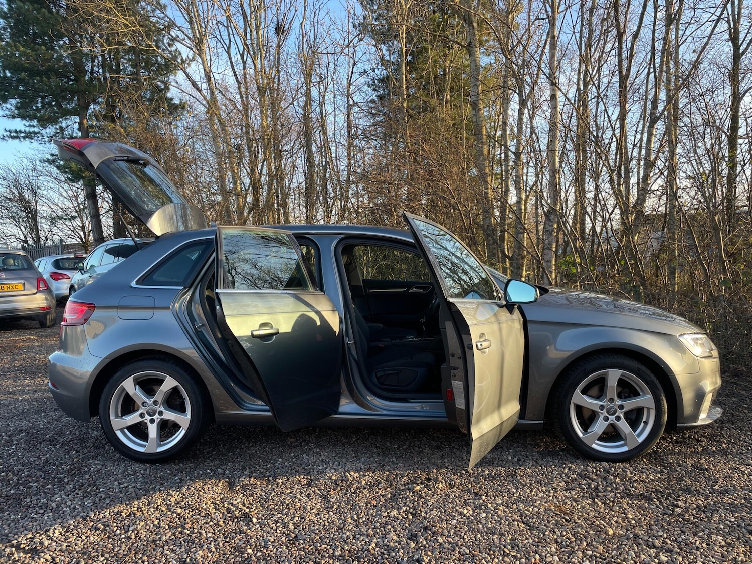 Used Audi A3 2017 for sale - 76928180: Photo 7