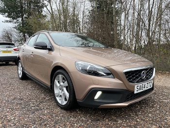 Used Volvo V40 2014 for sale - 78298572: Photo