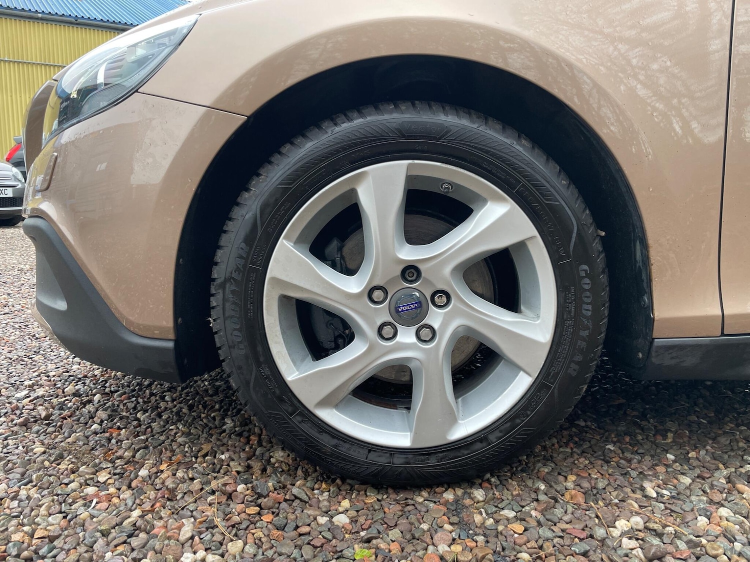 Used Volvo V40 2014 for sale - 76717528: Photo 12