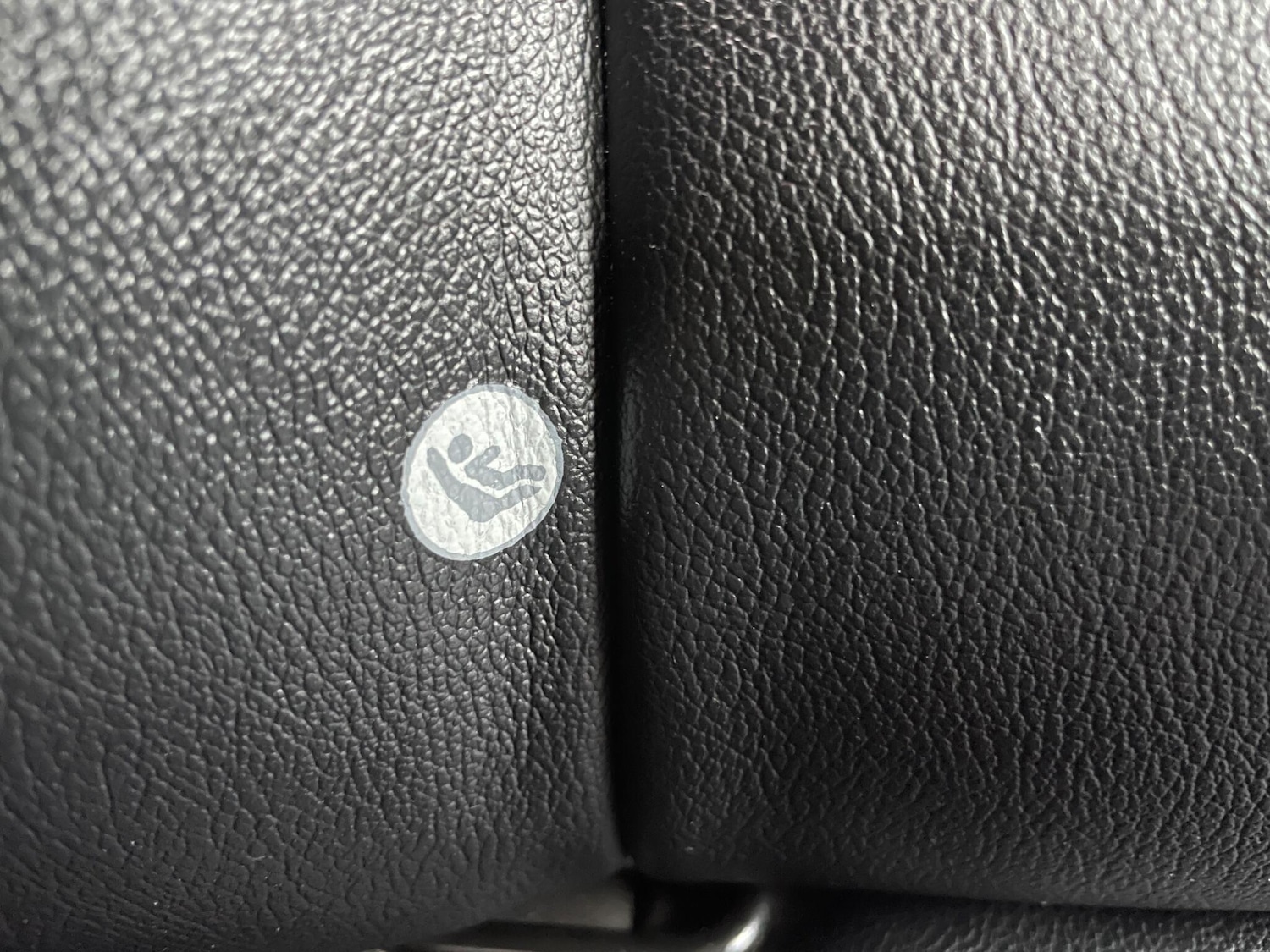 Used Volvo V40 2014 for sale - 76717528: Photo 28