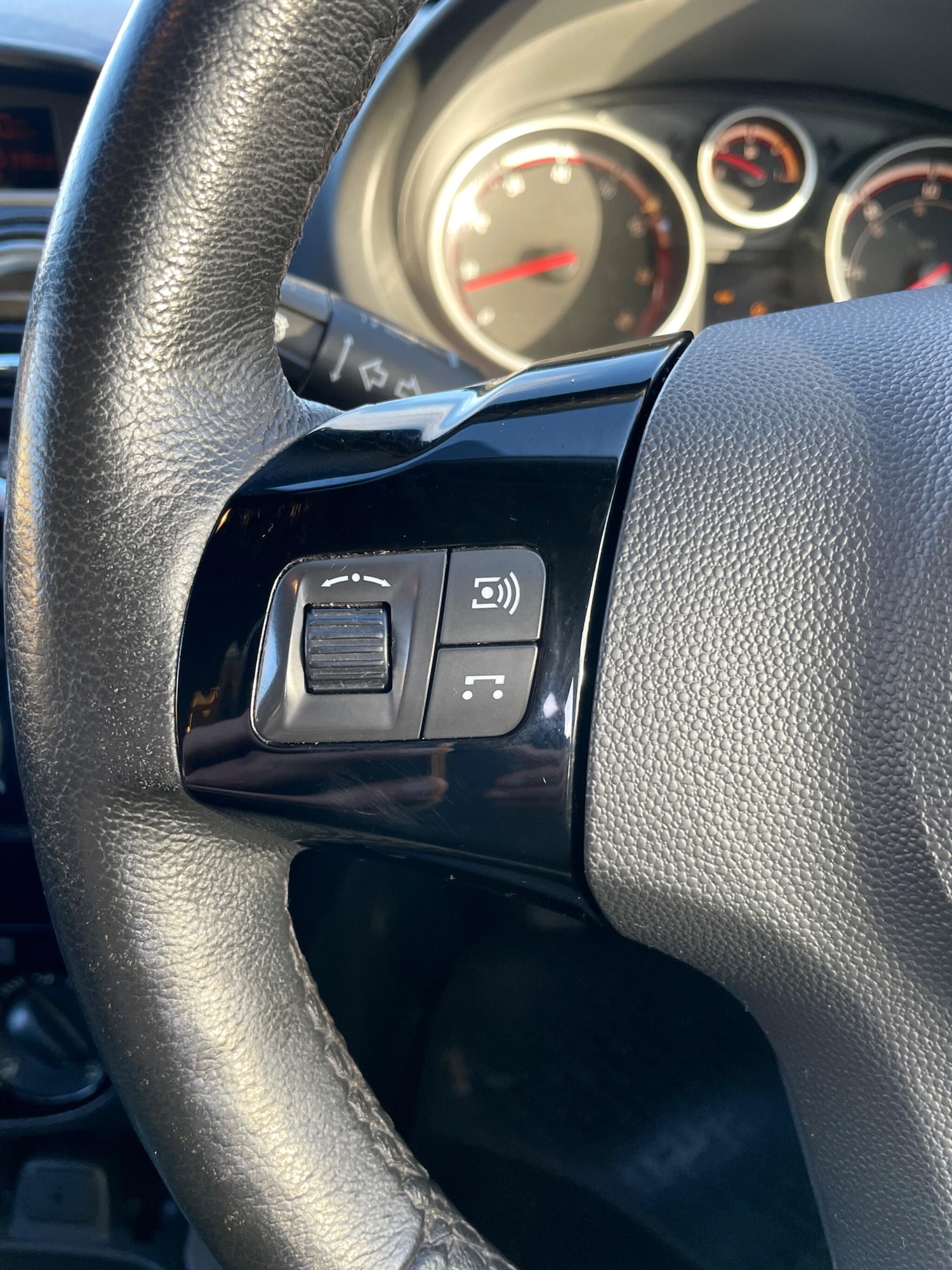 Used Vauxhall Corsa 2013 for sale - 77178252: Photo 17