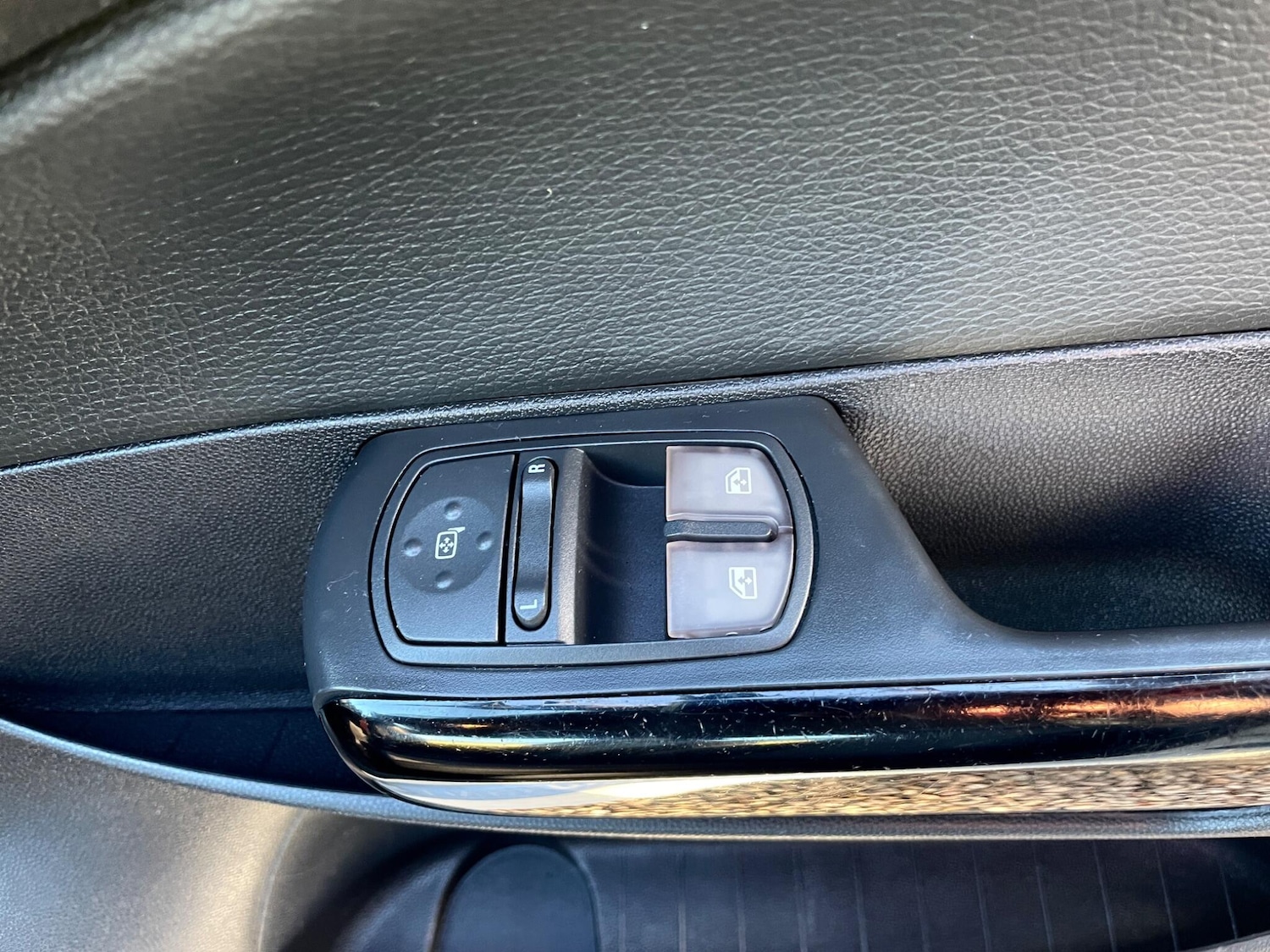 Used Vauxhall Corsa 2013 for sale - 77178252: Photo 23