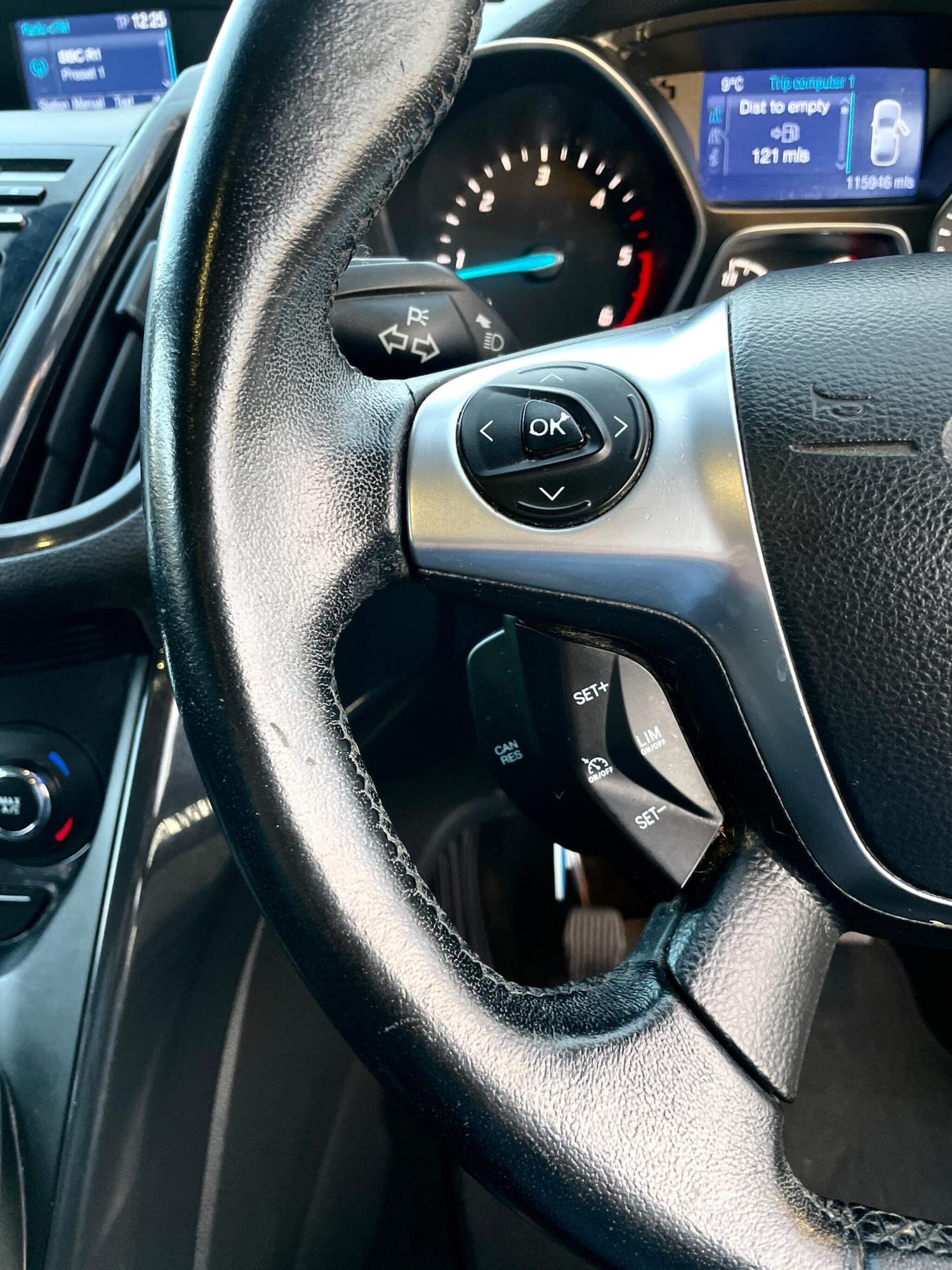 Used Ford Kuga 2015 for sale - 77178240: Photo 16