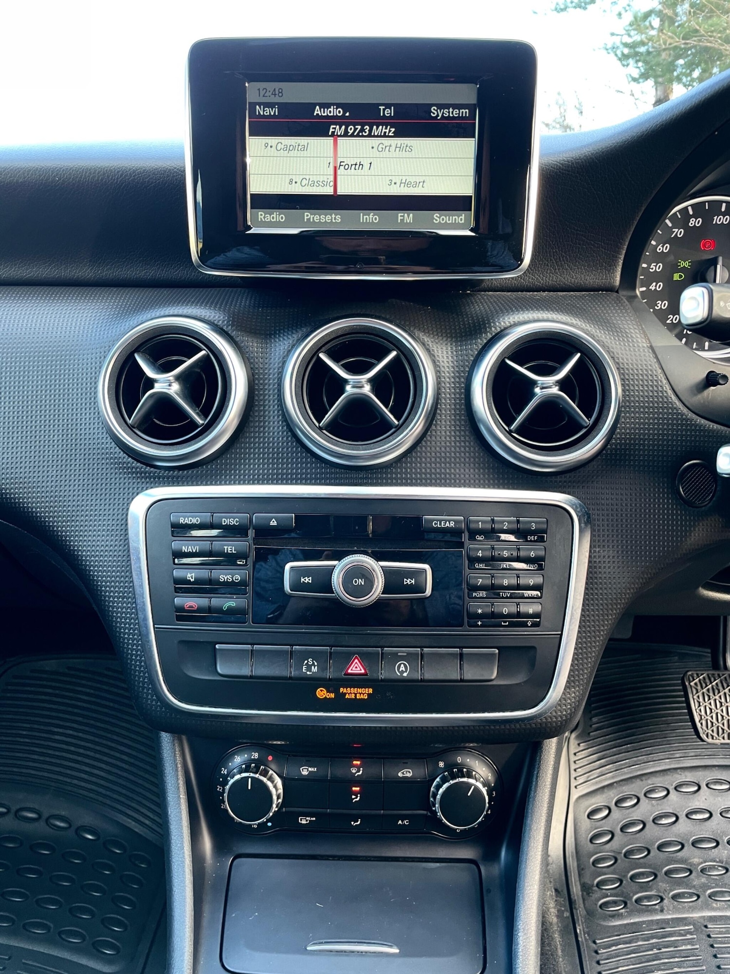 Used Mercedes-Benz A-Class 2015 for sale - 77164260: Photo 19