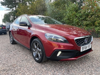 Volvo - V40
