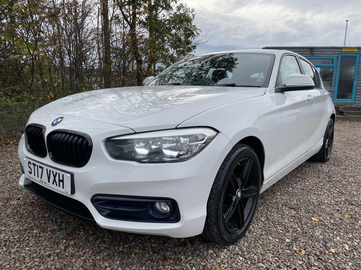 Used BMW 1 Series 2017 for sale - 76420268: Photo 2