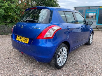 Used Suzuki Swift 2015 for sale - 79628345: Photo