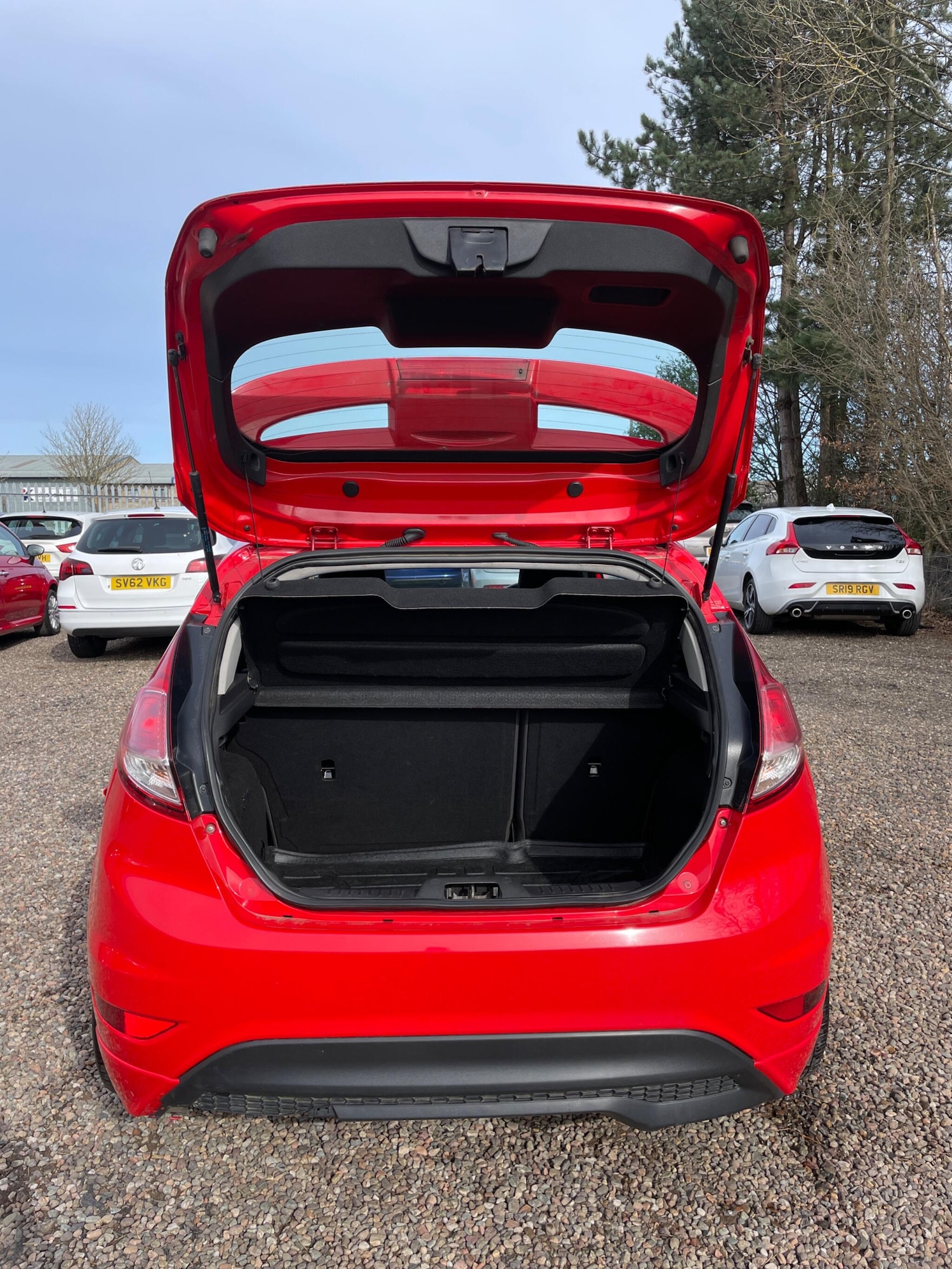 Used Ford Fiesta 2015 for sale - 78117919: Photo 11