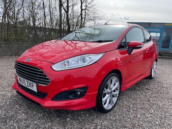 Used Ford Fiesta 2015 for sale - 78117919: Photo