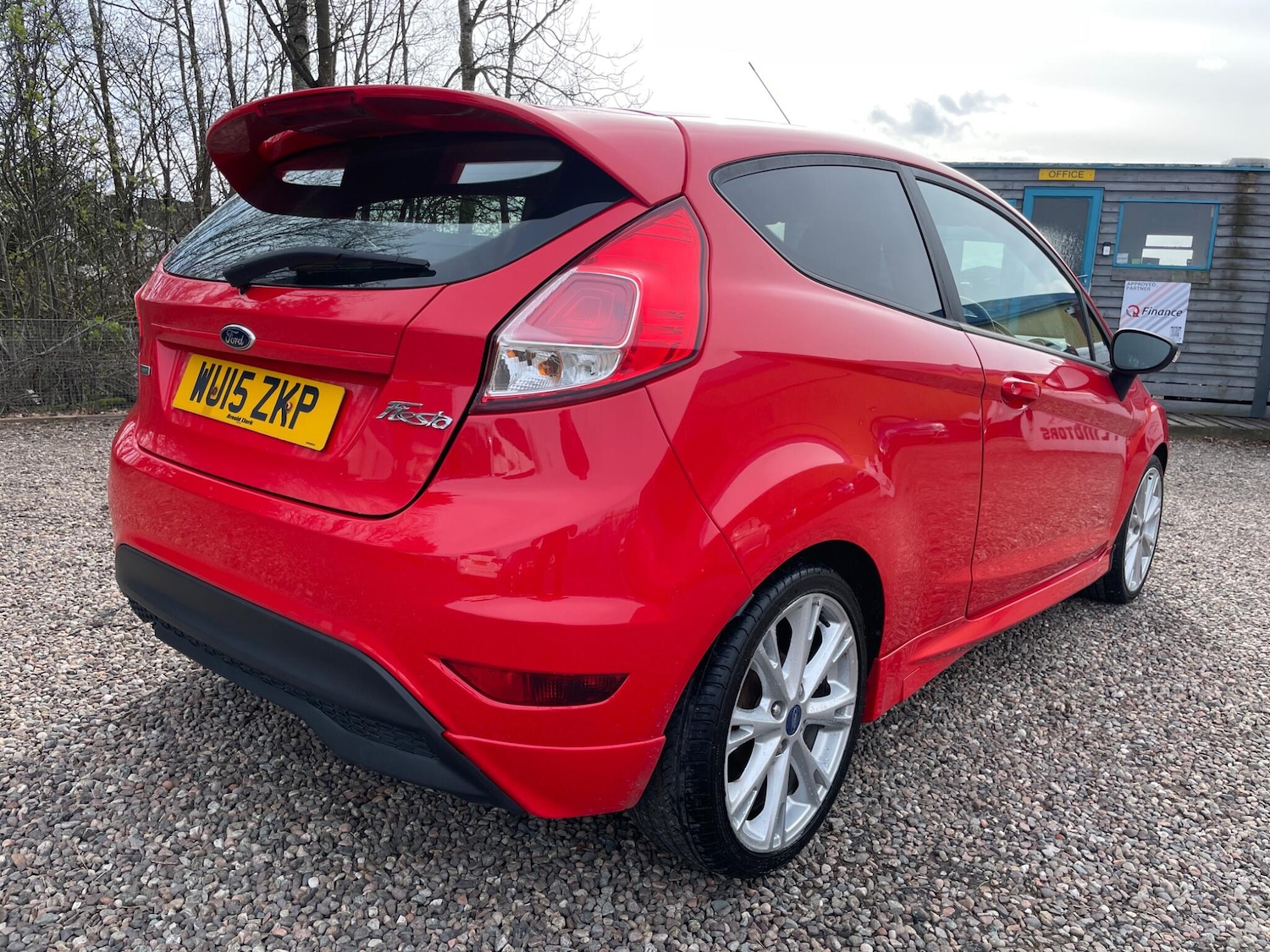 Used Ford Fiesta 2015 for sale - 78117919: Photo 3
