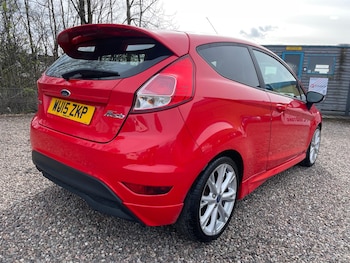 Used Ford Fiesta 2015 for sale - 78117919: Photo