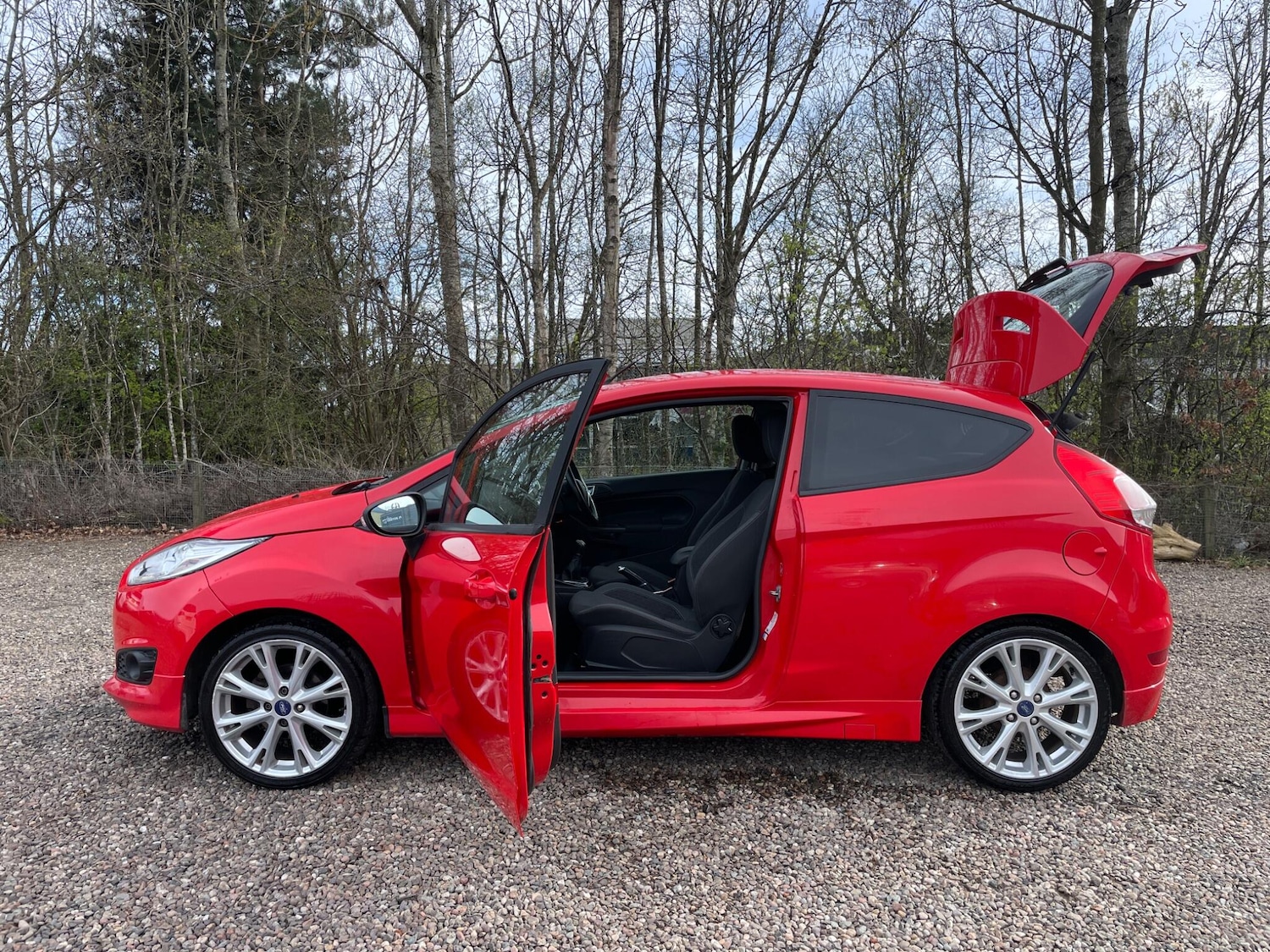 Used Ford Fiesta 2015 for sale - 78117919: Photo 8