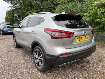 Used Nissan Qashqai 2017 for sale - 79427497: Photo