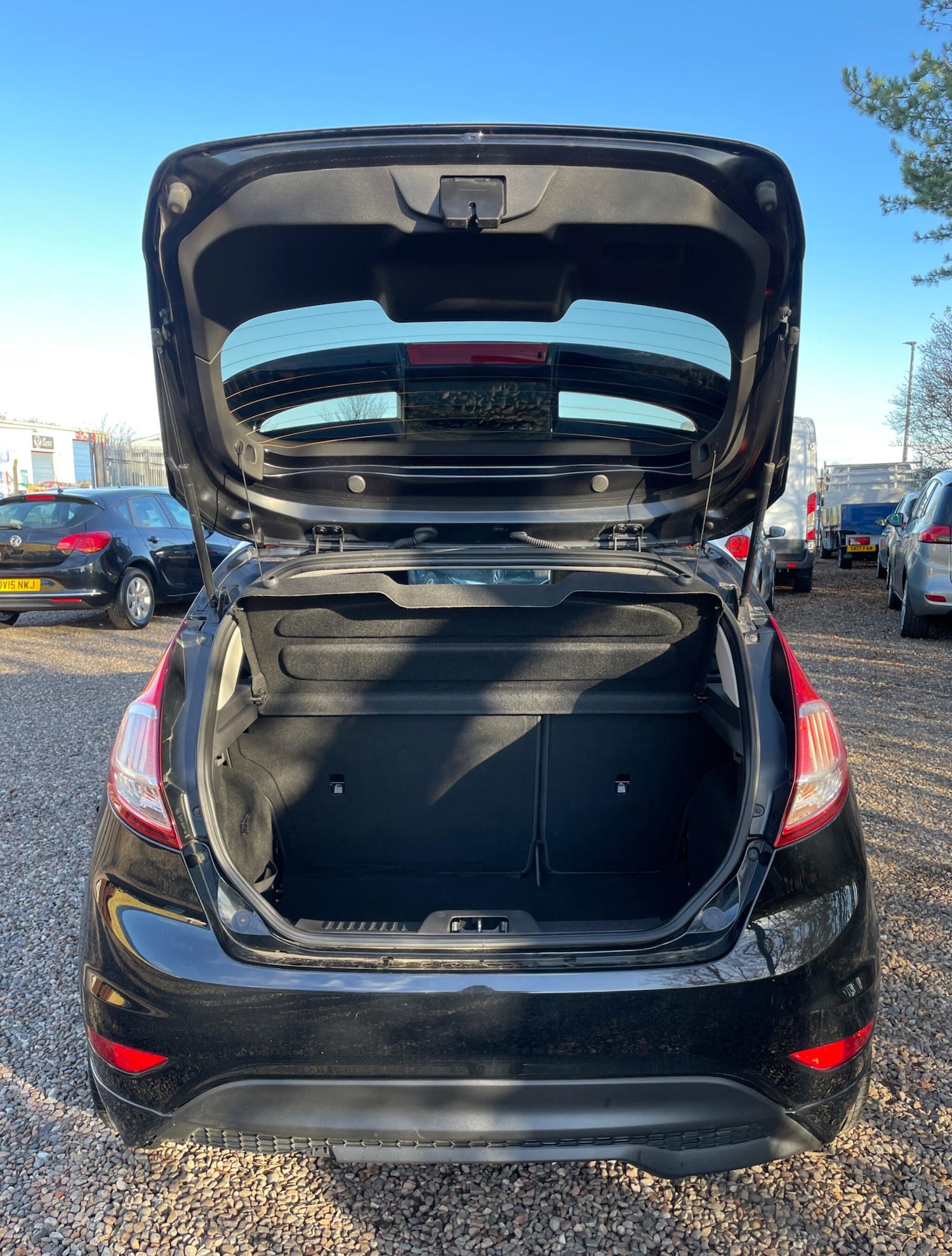 Used Ford Fiesta 2016 for sale - 76635918: Photo 11