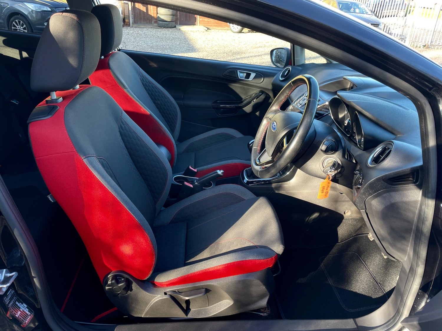 Used Ford Fiesta 2016 for sale - 76635918: Photo 16