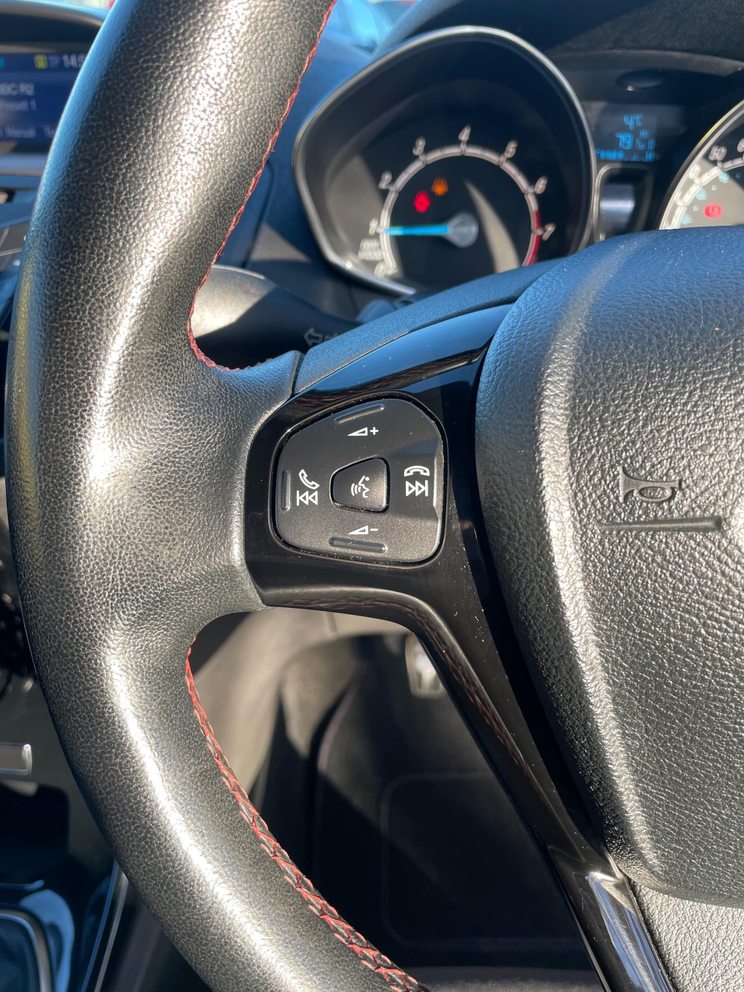 Used Ford Fiesta 2016 for sale - 76635918: Photo 21