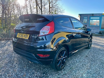 Used Ford Fiesta 2016 for sale - 76635918: Photo