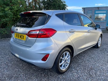 Used Ford Fiesta 2018 for sale - 79747975: Photo